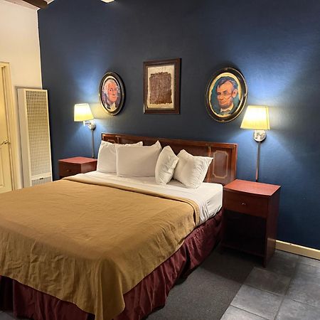 Cinderella Motel Hollister Esterno foto